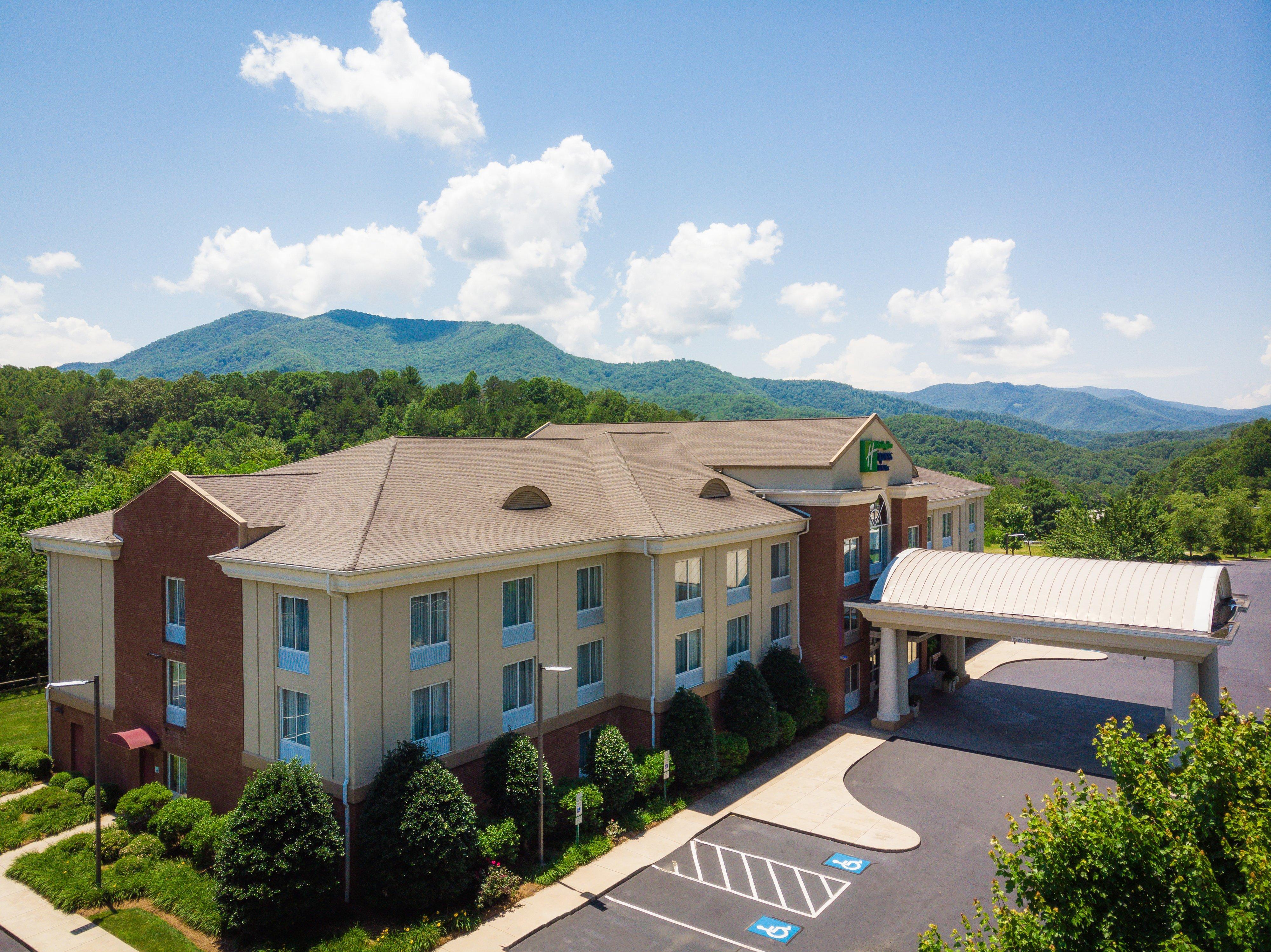 Holiday Inn Express & Suites Sylva / Dillsboro, An Ihg Hotel Exterior photo